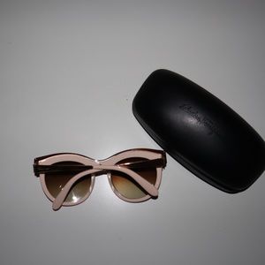 Salvatore Ferragamo Sunglasses (need to be fixed)
